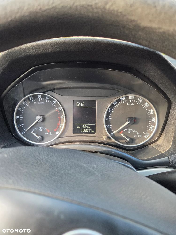Skoda Octavia - 7