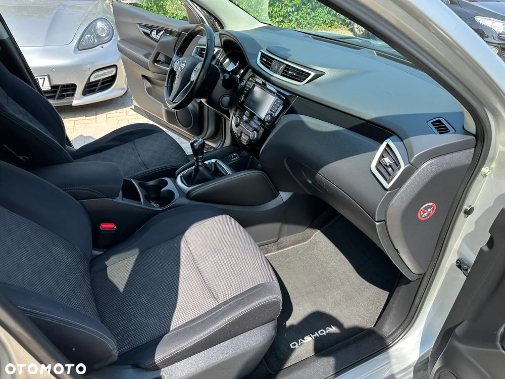 Nissan Qashqai - 22