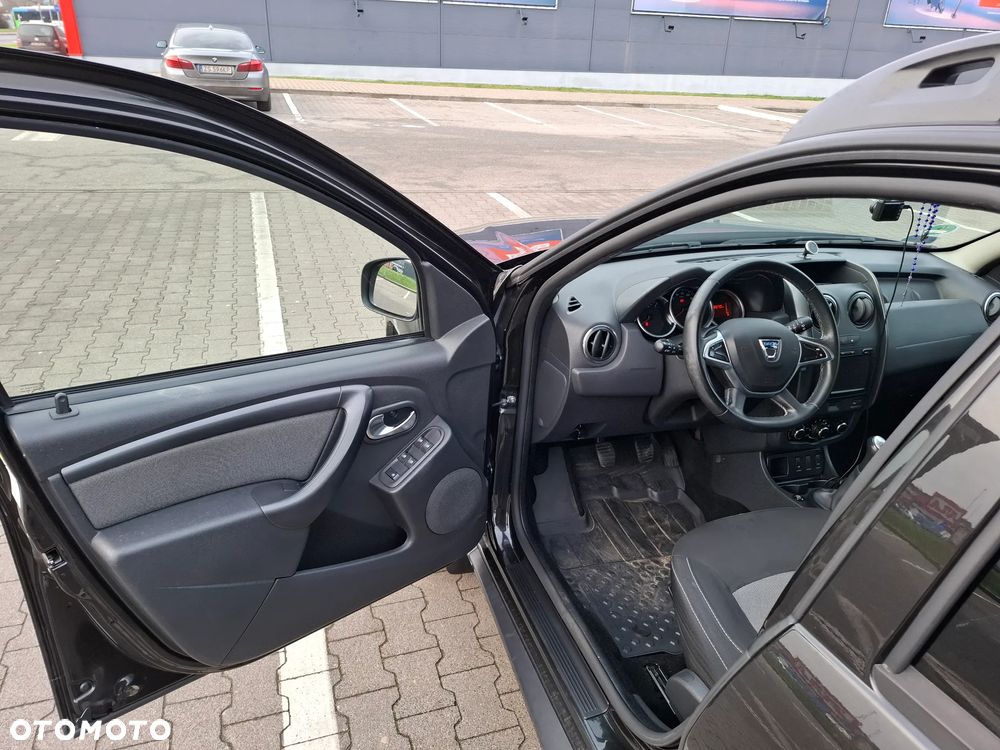 Dacia Duster 1.6 SCe Laureate S&S - 15