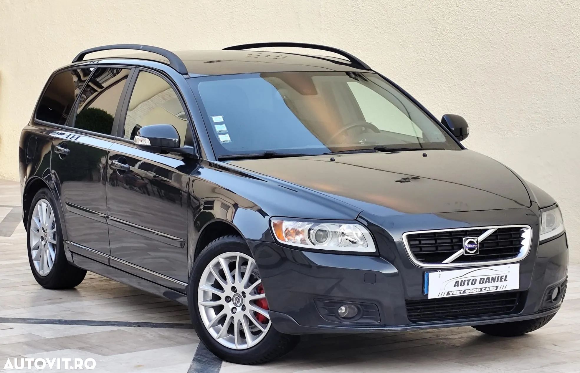 Volvo V40 - 1