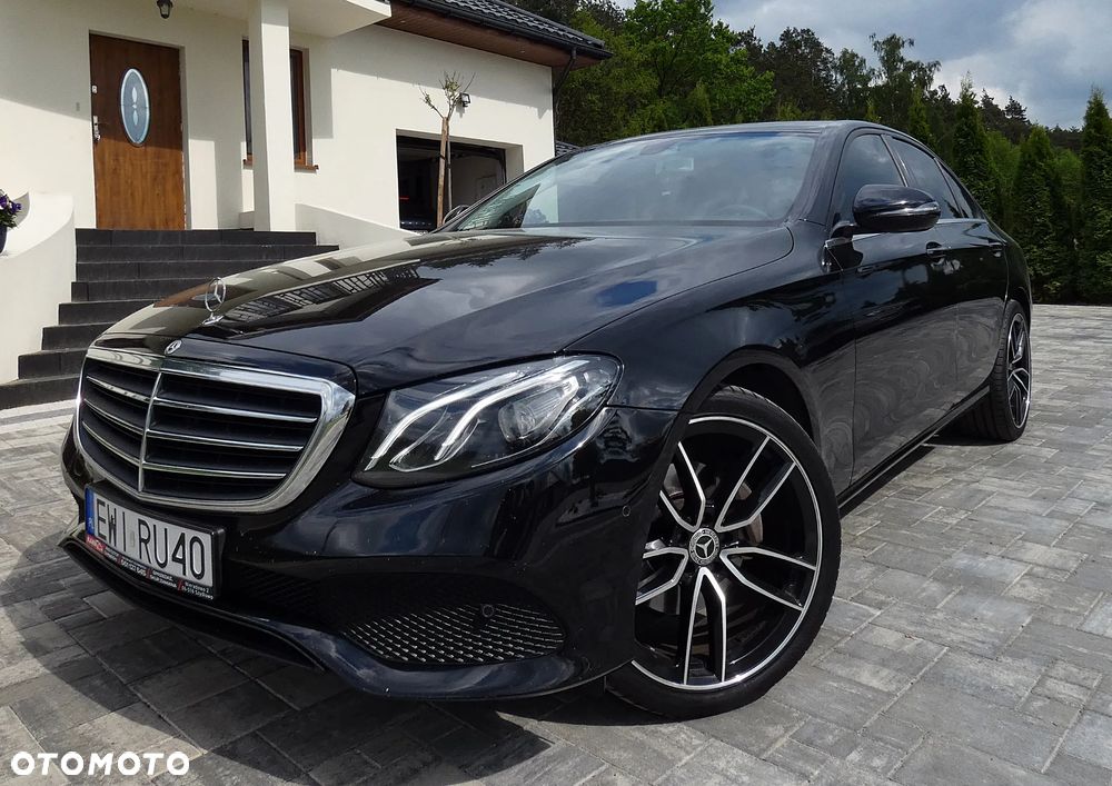Mercedes-Benz Klasa E 220 d 4-Matic Business Edition 9G-TRONIC - 8