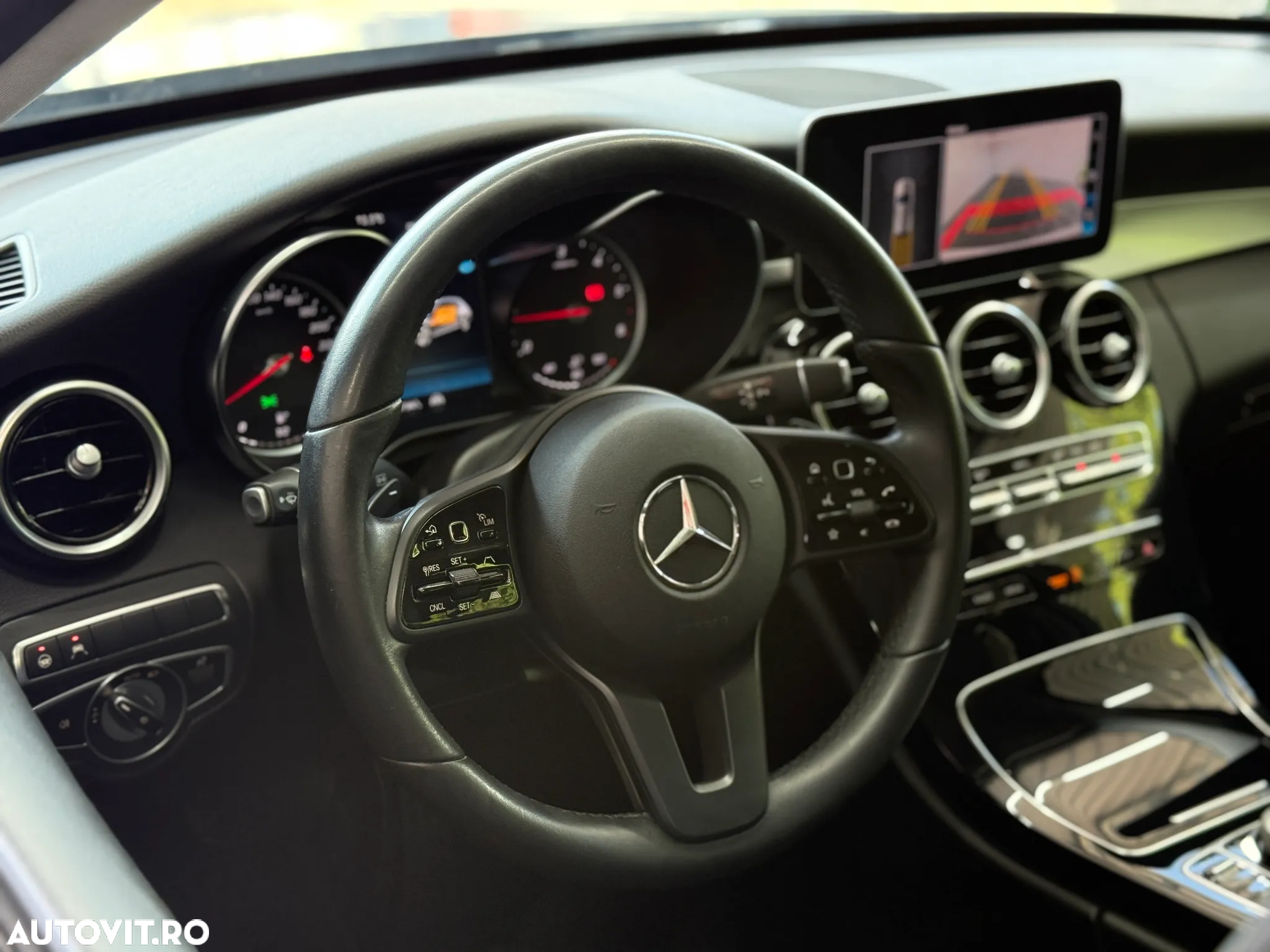Mercedes-Benz C 200 d T 9G-TRONIC Avantgarde - 13