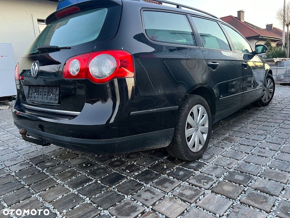 Volkswagen Passat - 2