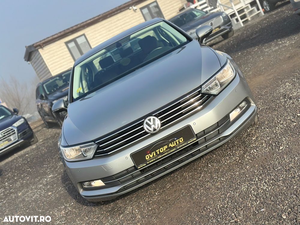 Volkswagen Passat - 24