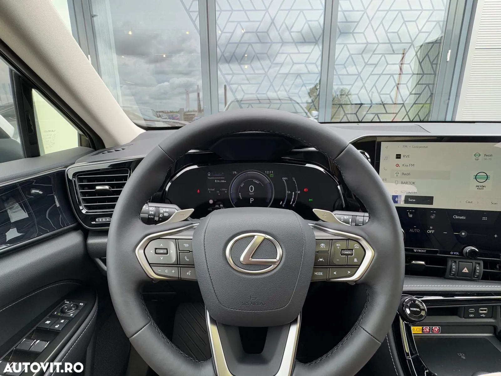 Lexus Seria NX 450h+ AWD CVT PHEV Executive - 28
