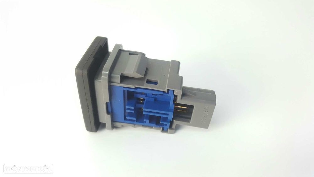 INTERRUPTOR AUXILIAR TOYOTA AURIS TOURING SPORTS (E18) HYBRID ACTIVE - 5