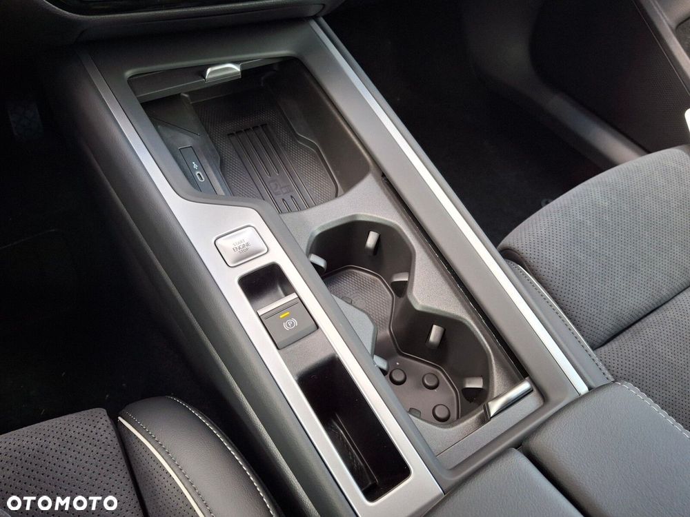 Volkswagen Passat Variant - 38