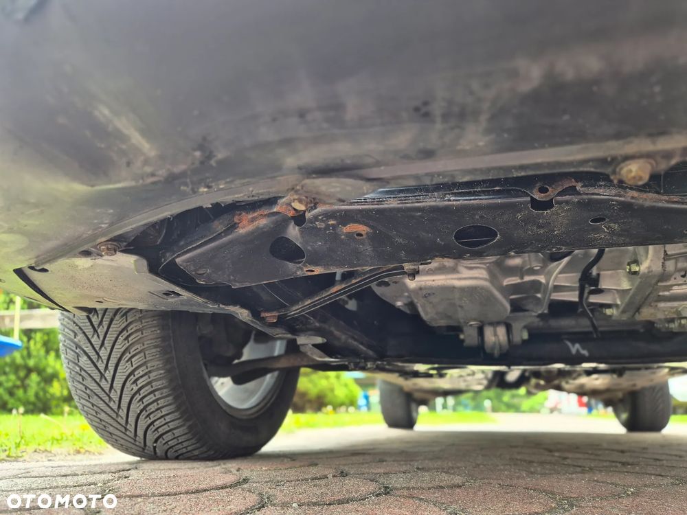 Nissan Qashqai 1.7 dCi 4x4 N-Connecta Xtronic - 20