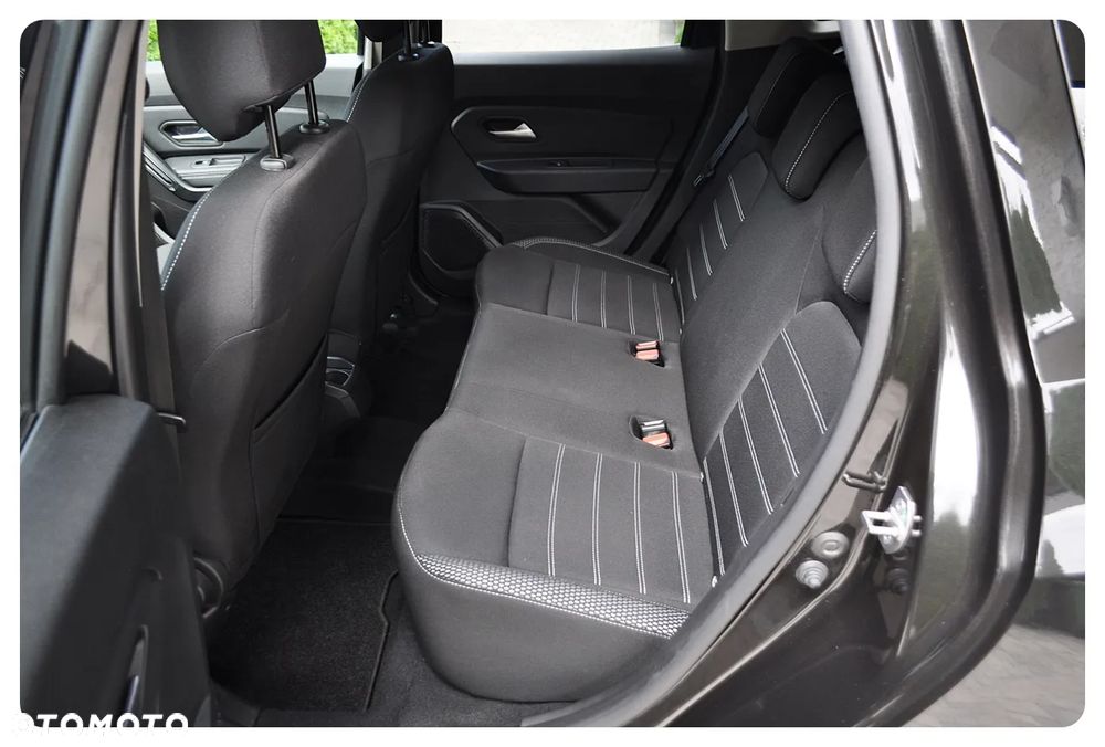 Dacia Duster 1.6 SCe Prestige - 27