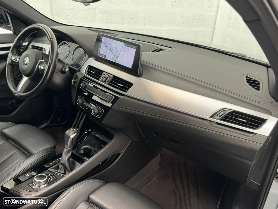 BMW X2 25 e xDrive Pack 50 anos M - 43