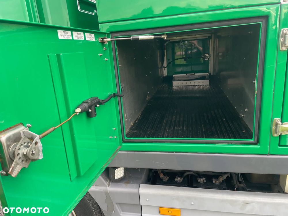 Mercedes-Benz Atego 818 - 12