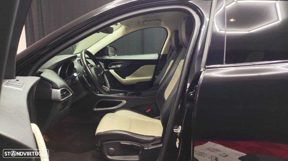 Jaguar F-Pace 2.0 i4D Portfolio AWD Aut. - 9