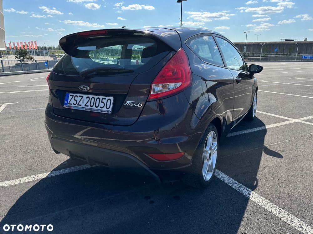 Ford Fiesta 1.6 Sport - 13