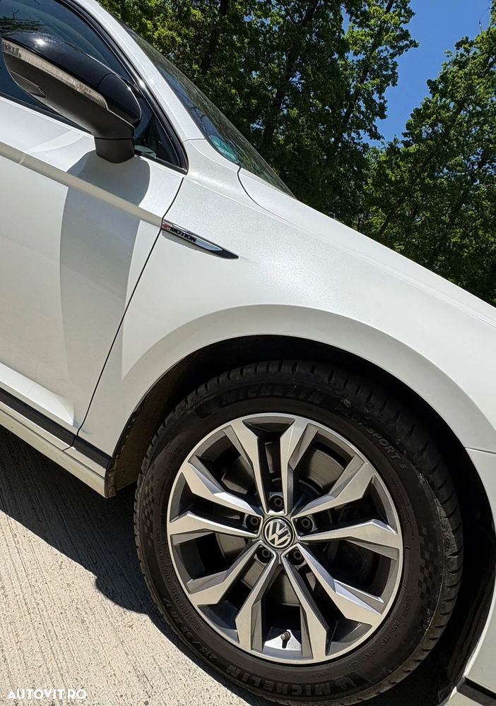 Volkswagen Passat 2.0 TDI DSG 4Motion Highline - 3