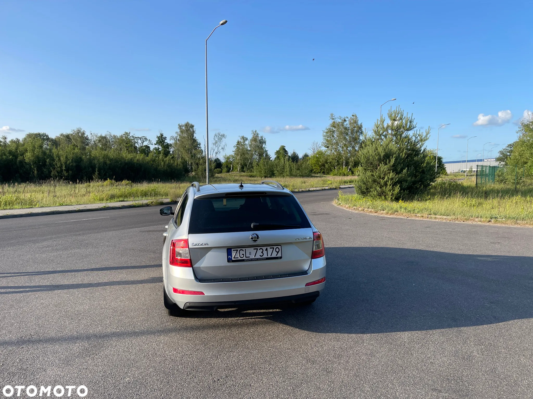 Skoda Octavia 1.6 TDI Elegance DSG - 4