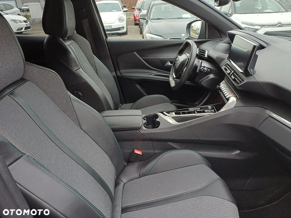 Peugeot 3008 1.2 PureTech mHEV Allure Pack S&S e-DCS6 - 10