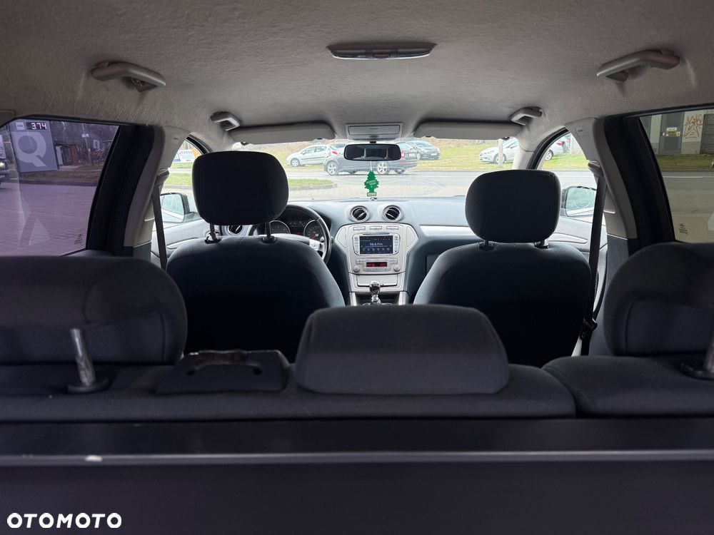 Ford Mondeo 1.8 TDCi Titanium - 21