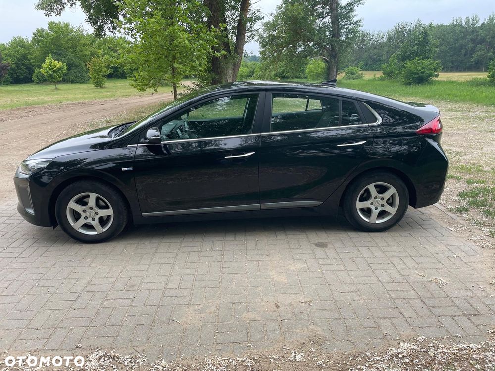 Hyundai IONIQ Hybrid Premium - 5