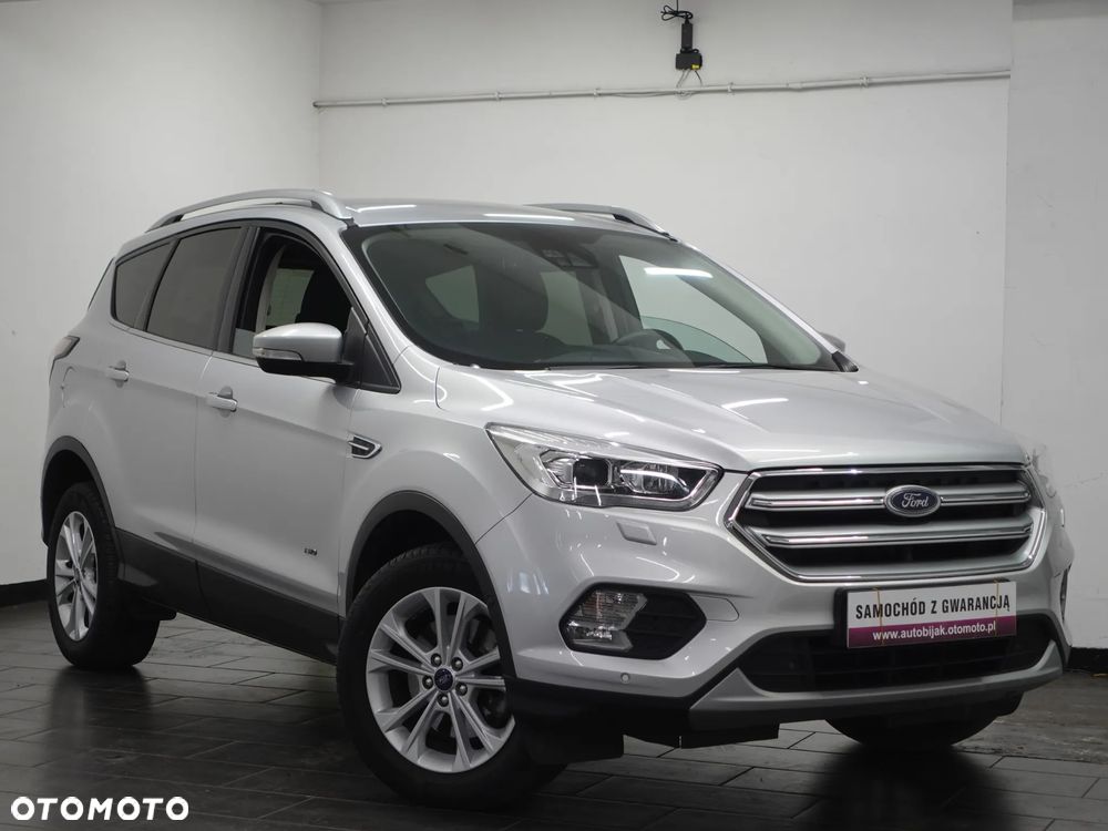 Ford Kuga - 10