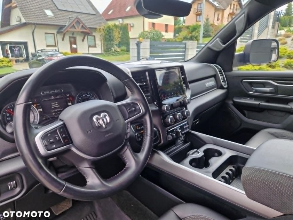 RAM 1500 5.7 Crew Cab Laramie - 10