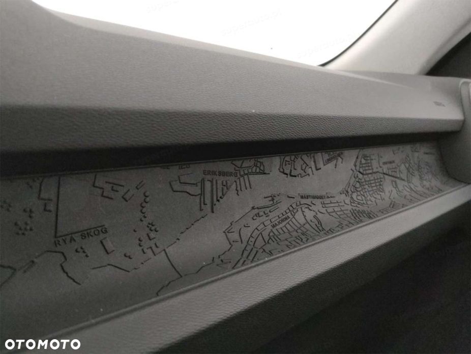 Volvo XC 40 B3 Essential - 13