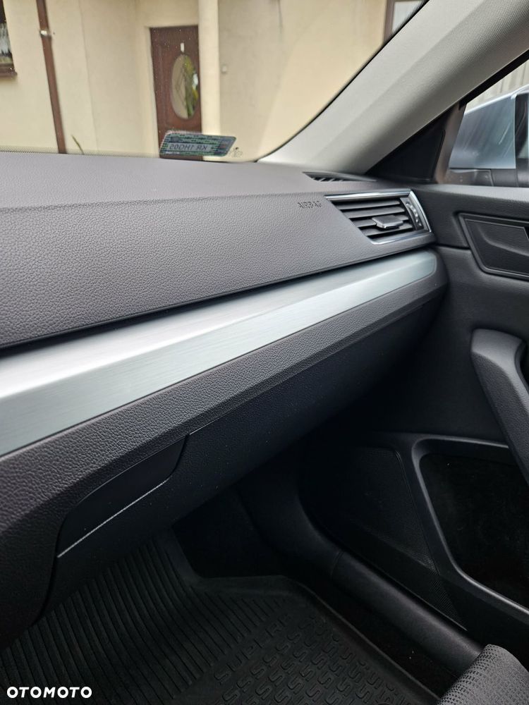 Skoda Superb 2.0 TDI Ambition DSG - 17