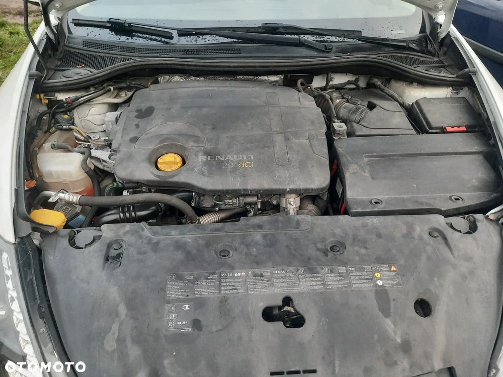 Renault Laguna dCi 150 FAP - 17