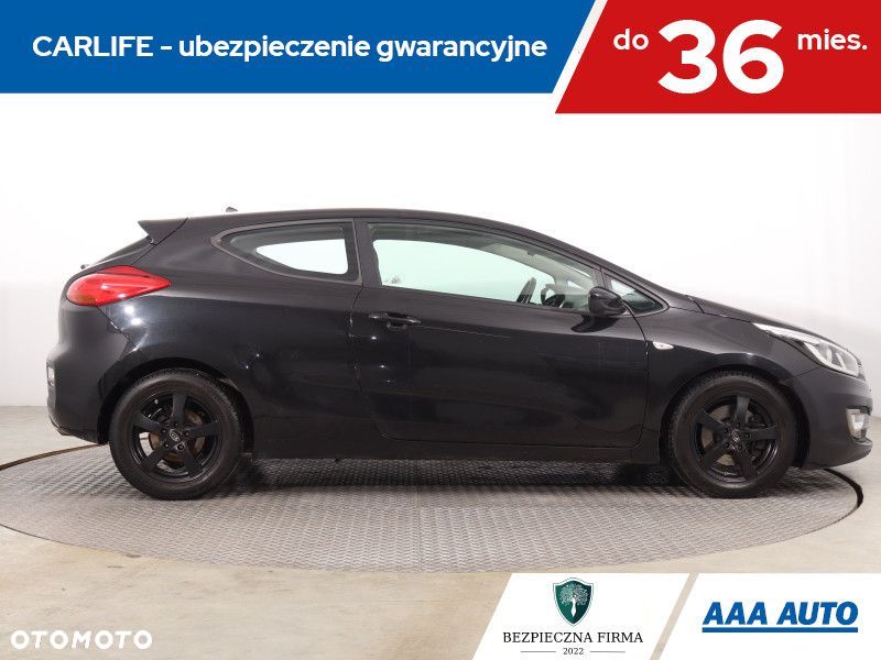 Kia ProCeed - 8