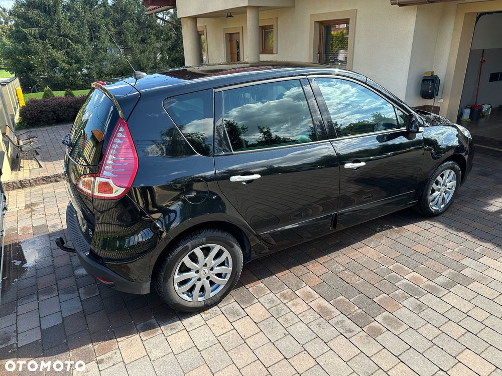 Renault Scenic 1.6 16V 110 Dynamique - 33
