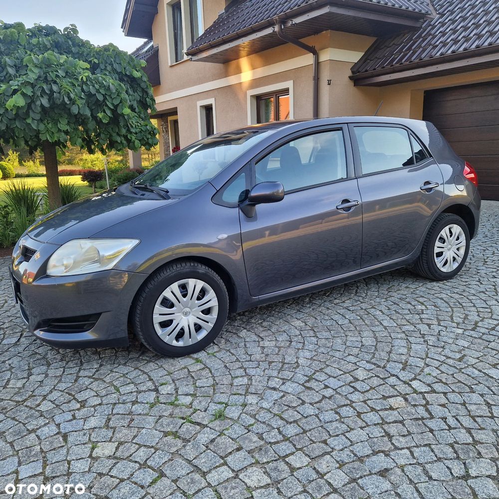 Toyota Auris 1.4 D-4D - 2