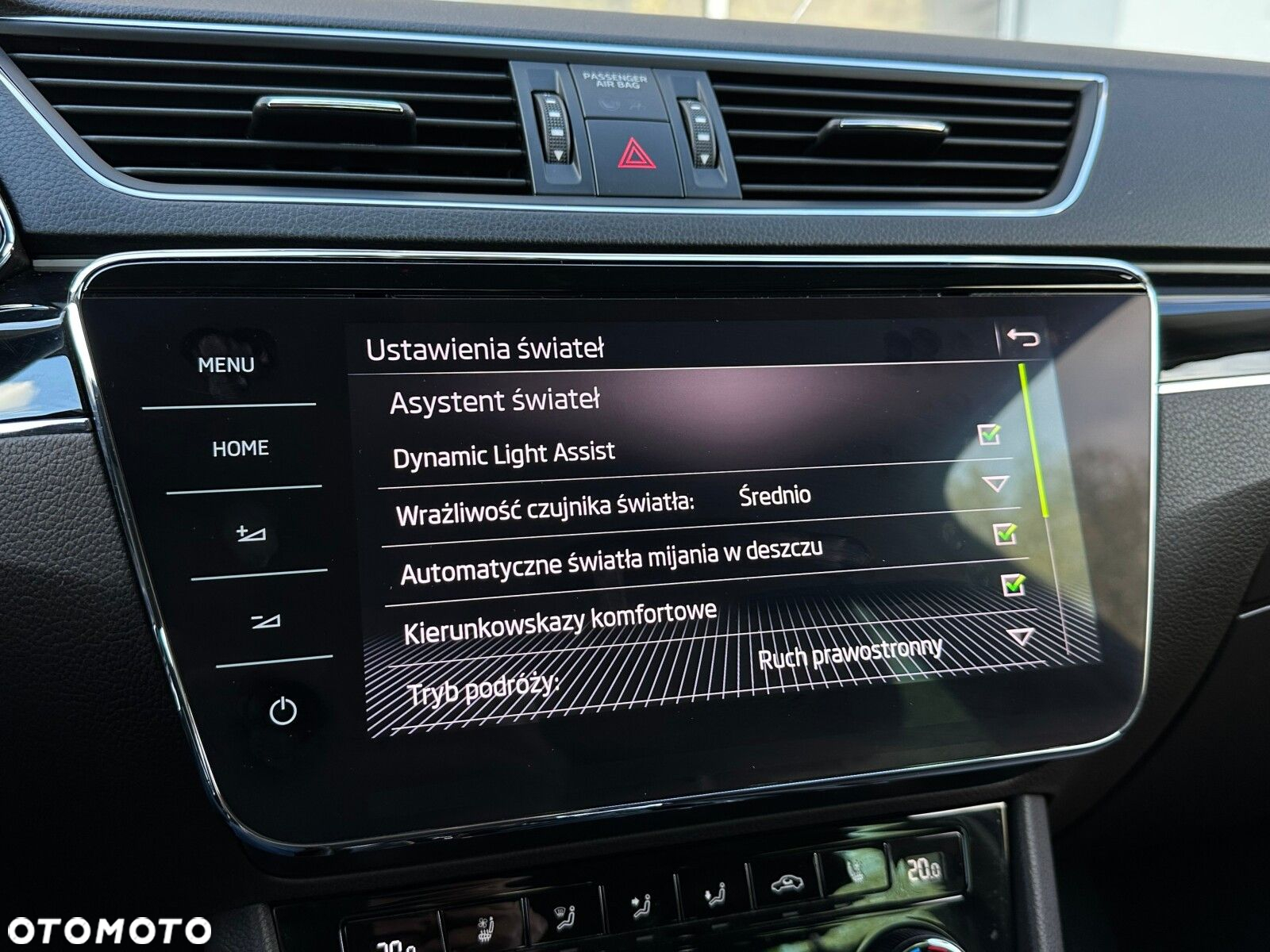 Skoda Superb 2.0 TDI SCR L&K DSG - 36