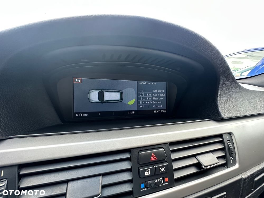 BMW Seria 3 320d - 10