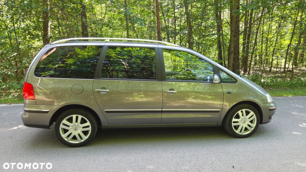 Volkswagen Sharan 2.8 V6 Highline - 13