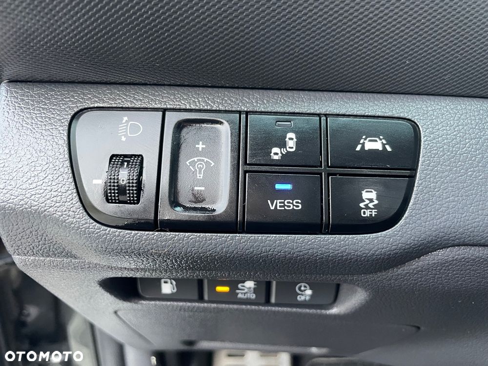 Hyundai IONIQ plug-in hybrid Premium - 25