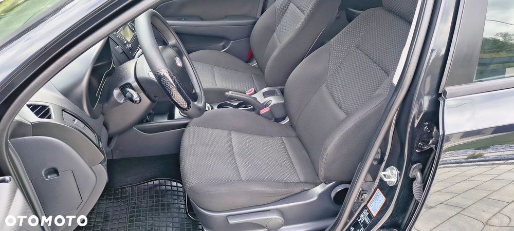 Hyundai i30 1.6 CRDi blue Classic - 15