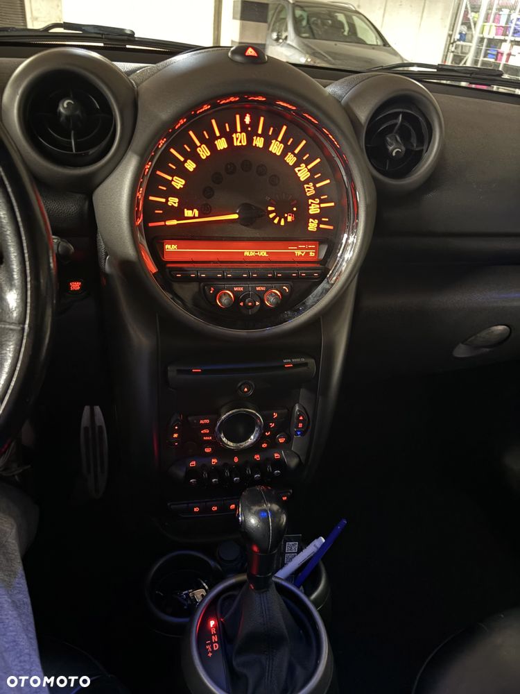 Mini Countryman 2011 photo 2