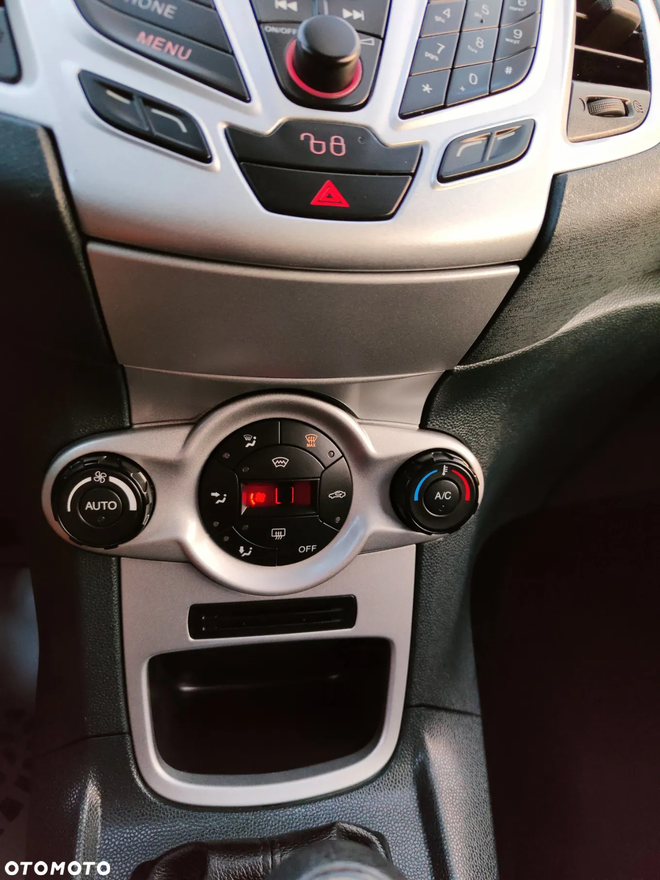 Ford Fiesta 1.25 Champions Edition - 11