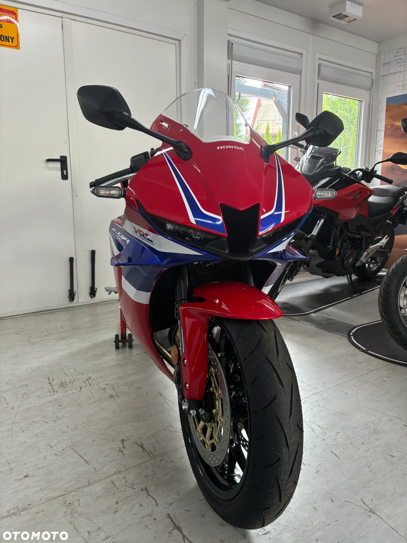 Honda CBR - 6