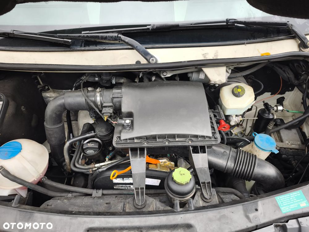 Volkswagen CRAFTER - 11