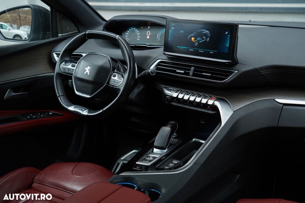 Peugeot 3008 PHEV EAT8 4X4 GT Pack - 18