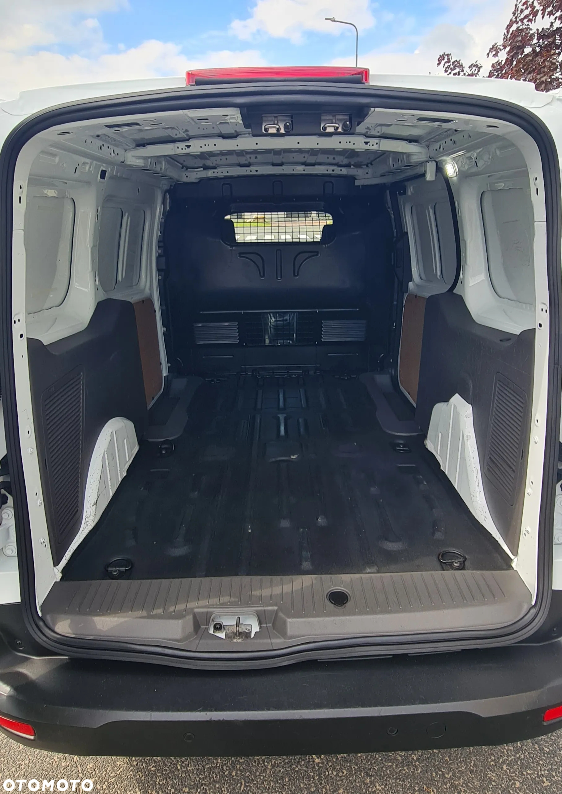 Ford Transit Connect L2 - 8