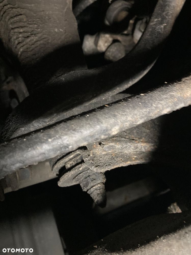 Toyota Avensis 1.8 VVT-i Sol - 34