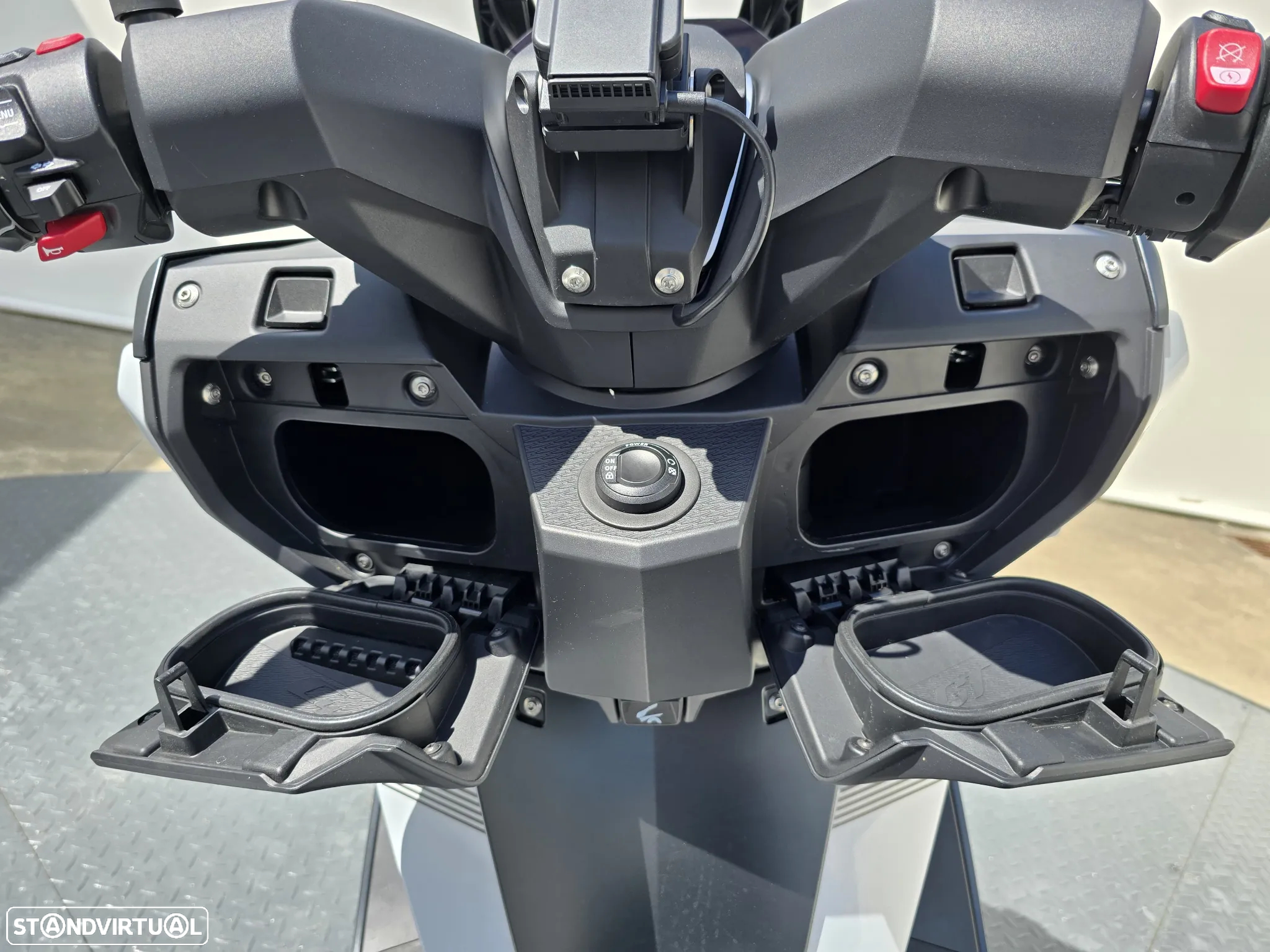 BMW C 400 GT - 13