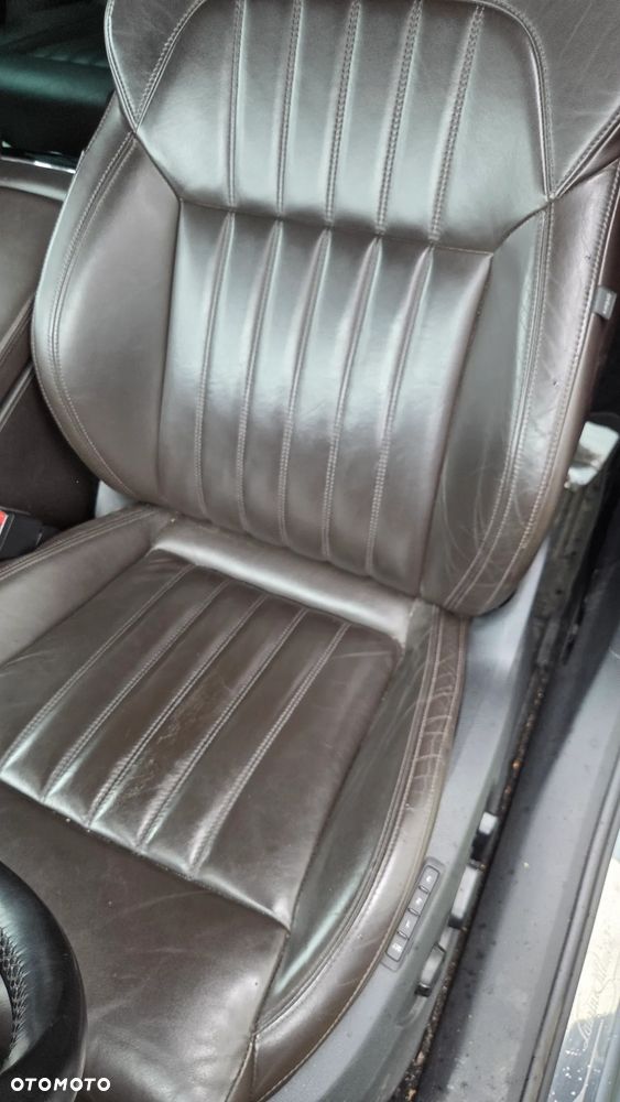 Skoda Superb 2.0 TDI 4x4 L&K DSG - 10