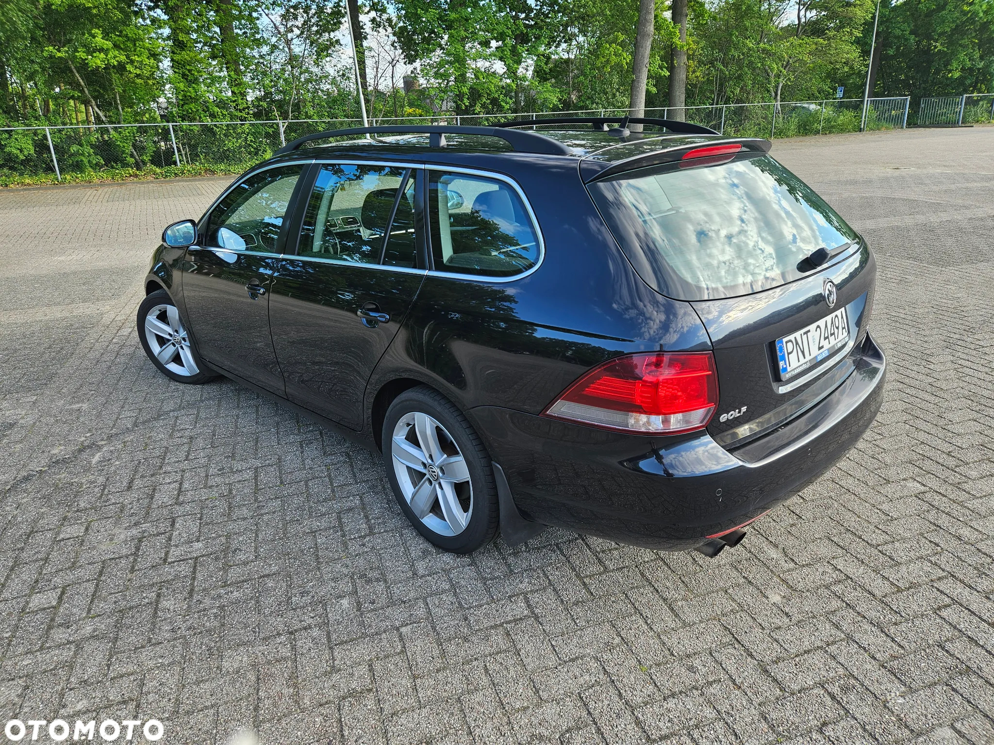 Volkswagen Golf - 5