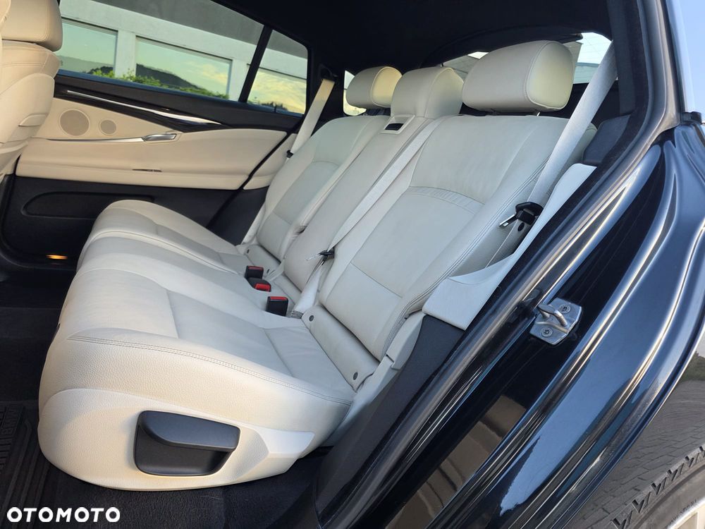 BMW 5GT 530d xDrive - 8