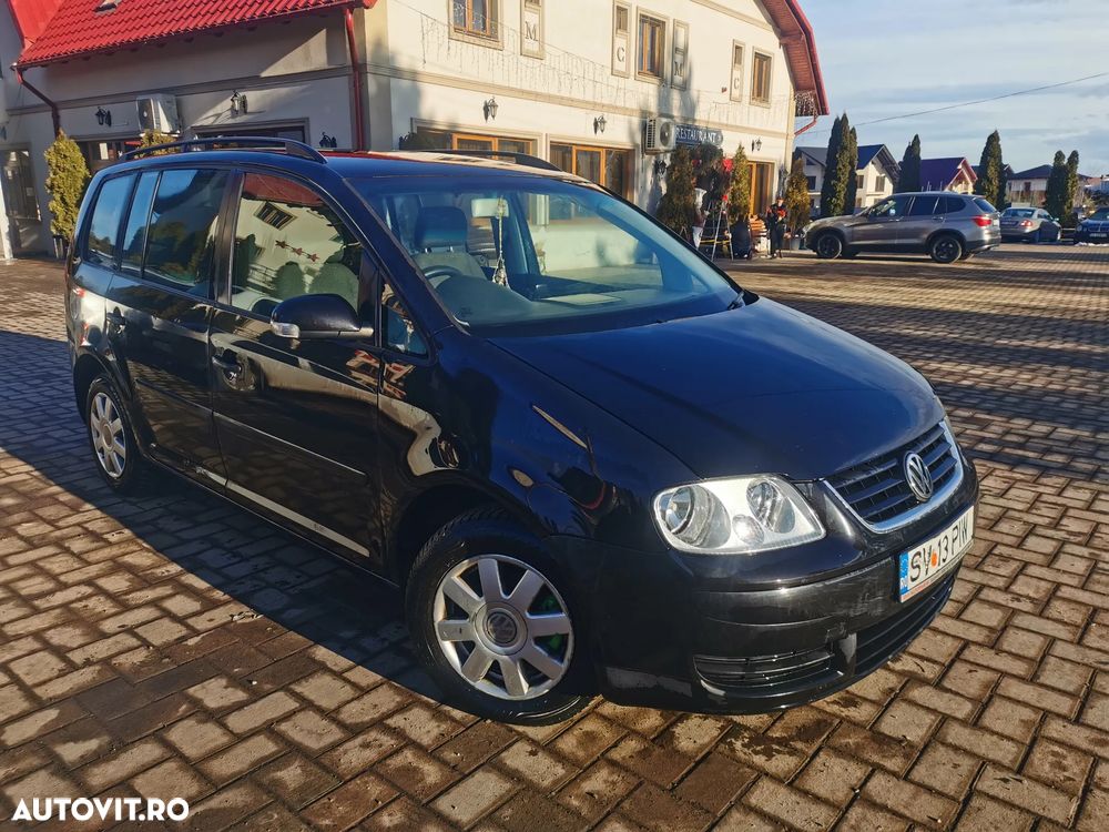 Volkswagen Touran 1.9 TDI DPF Conceptline - 4
