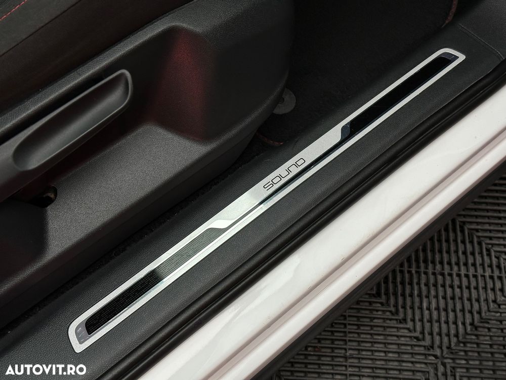 Volkswagen Tiguan 2.0 TDI SCR (BlueMotion Technology) Sound - 39