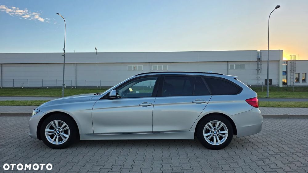 BMW Seria 3 318i GPF Sport Line Shadow - 10