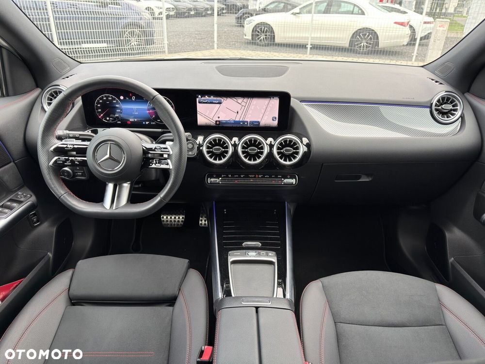 Mercedes-Benz GLA 200 AMG Line - 21